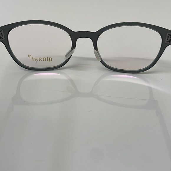 GLOSSI Super Lightweight and Flexible Eyeglasses - Picture 7 of 7